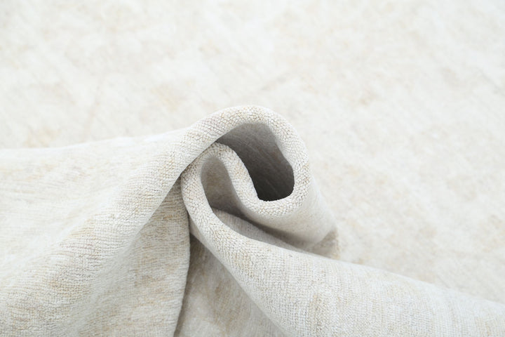 Hand Knotted Fine Serenity Wool Rug 7' 10" x 9' 11" - No. AT11056