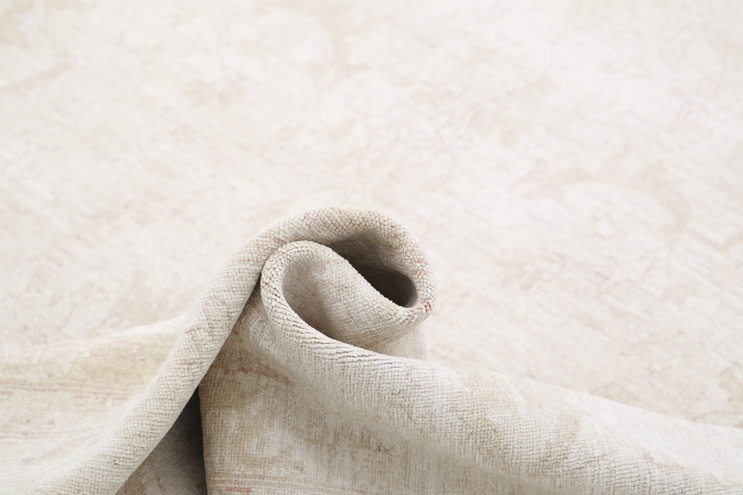 Hand Knotted Fine Serenity Wool Rug 13' 5" x 17' 7" - No. AT74180