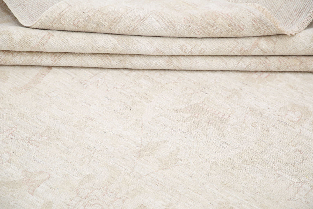 Hand Knotted Fine Serenity Wool Rug 13' 5" x 17' 7" - No. AT74180