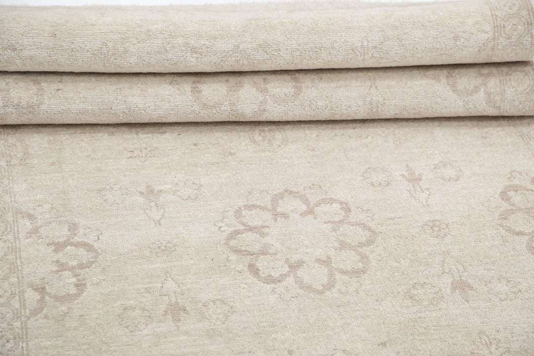 Hand Knotted Fine Serenity Wool Rug 3' 0" x 9' 10" - No. AT11240