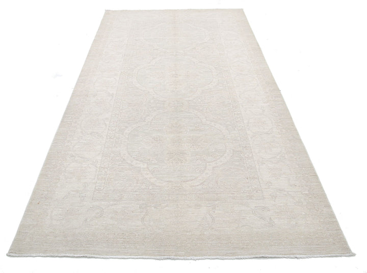 Hand Knotted Fine Serenity Wool Rug 5' 0" x 9' 8" - No. AT87010