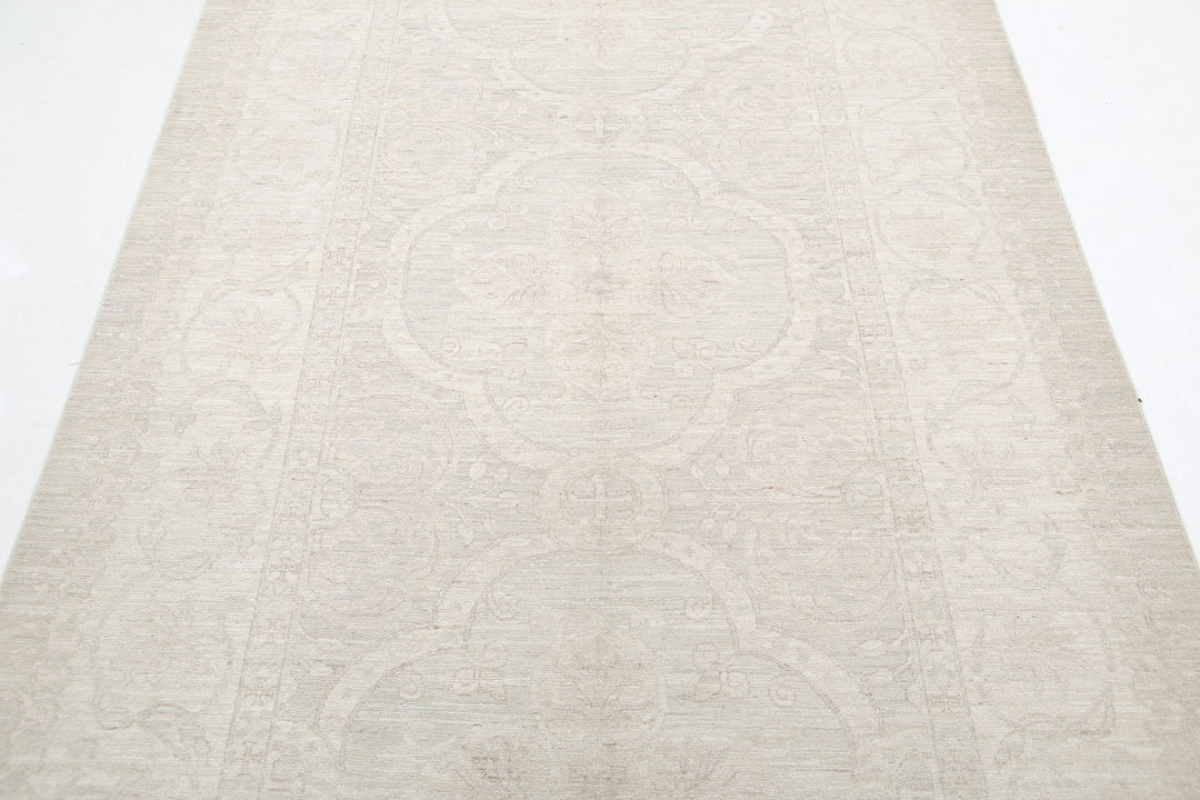 Hand Knotted Fine Serenity Wool Rug 5' 0" x 9' 8" - No. AT87010