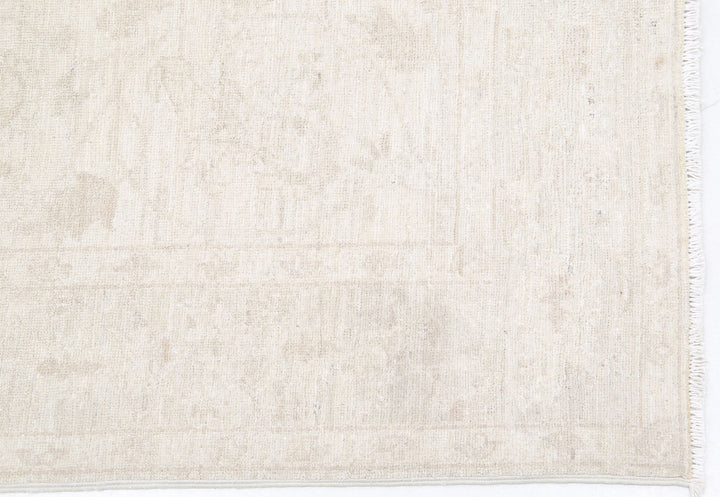 Hand Knotted Fine Serenity Wool Rug 2' 9" x 9' 3" - No. AT55241