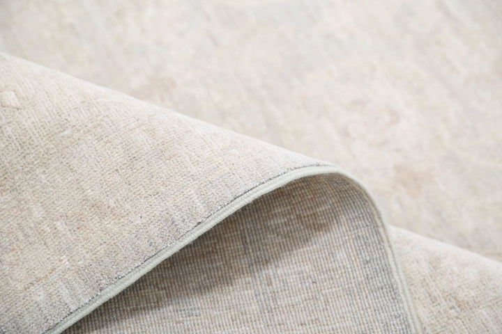 Hand Knotted Fine Serenity Wool Rug 7' 10" x 9' 10" - No. AT47162