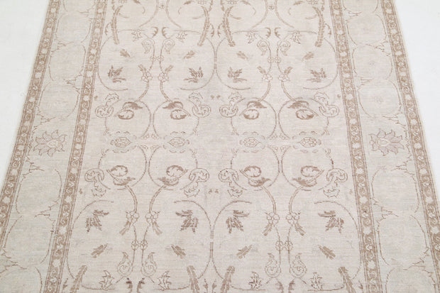 Hand Knotted Fine Serenity Wool Rug 4' 3" x 5' 11" - No. AT66953