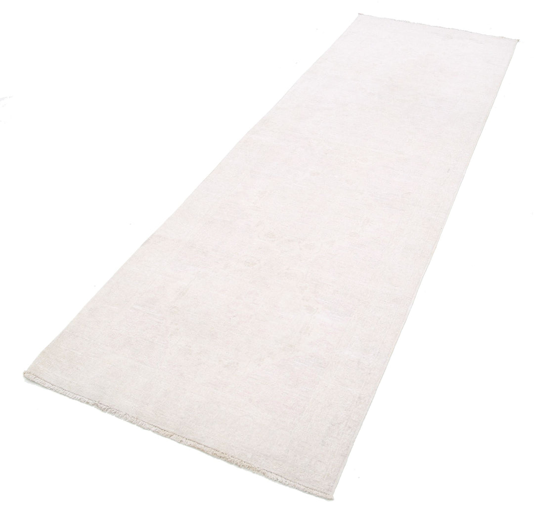 Hand Knotted Fine Serenity Wool Rug 2' 11" x 9' 2" - No. AT53991