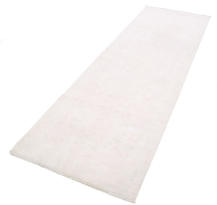 Hand Knotted Fine Serenity Wool Rug 2' 11" x 9' 2" - No. AT53991