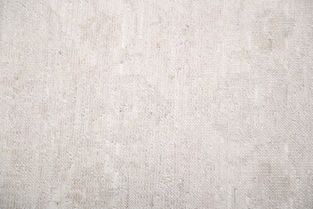 Hand Knotted Fine Serenity Wool Rug 2' 11" x 9' 2" - No. AT53991