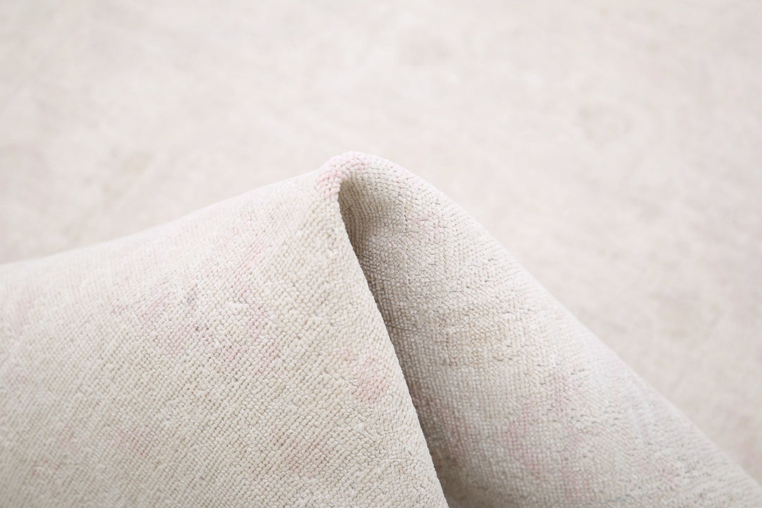 Hand Knotted Fine Serenity Wool Rug 2' 11" x 9' 2" - No. AT53991