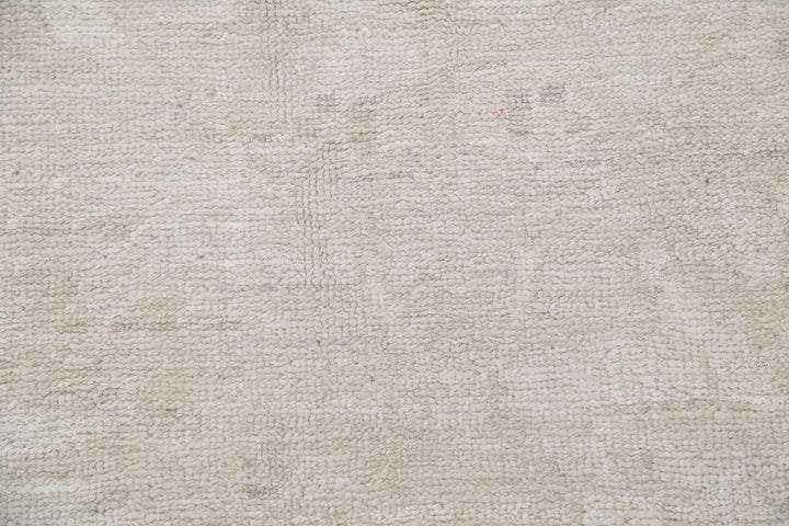 Hand Knotted Fine Serenity Wool Rug 5' 9" x 8' 7" - No. AT98175