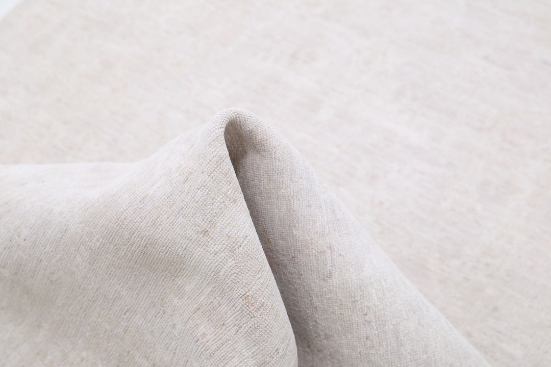 Hand Knotted Fine Serenity Wool Rug 3' 0" x 10' 1" - No. AT92388