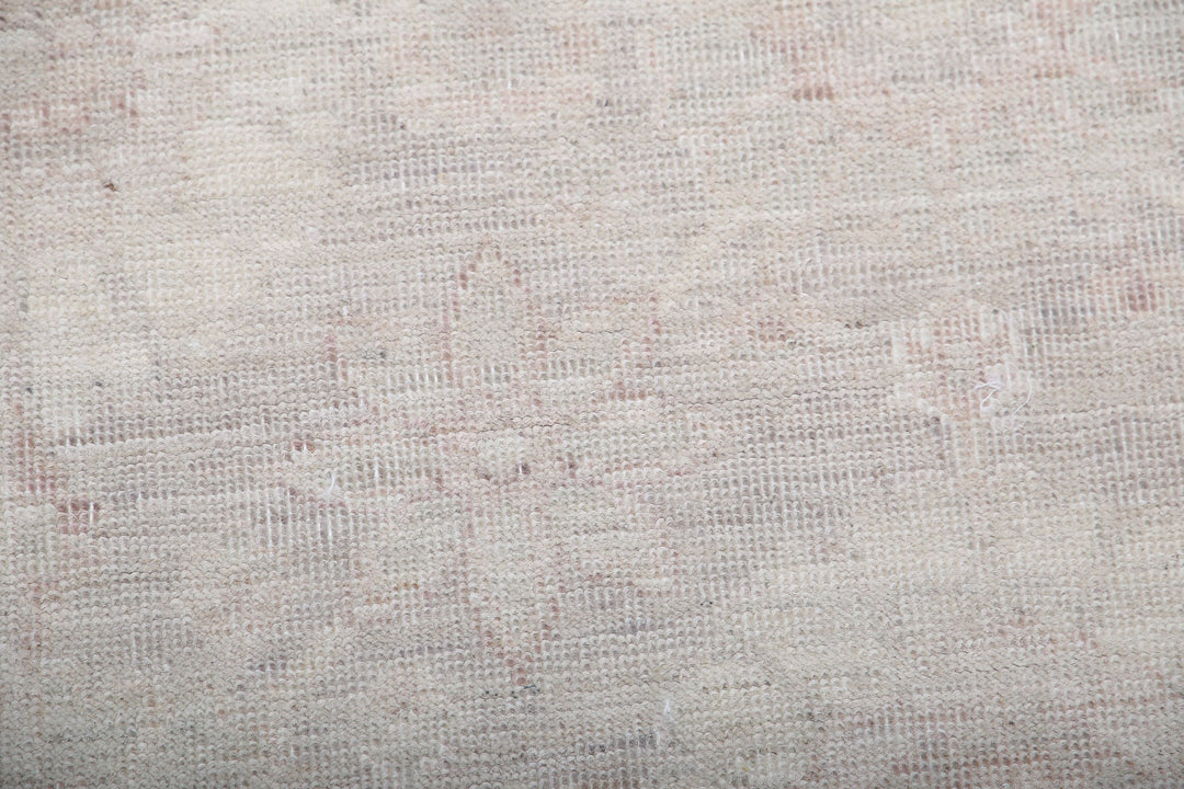 Hand Knotted Fine Serenity Wool Rug 2' 9" x 10' 2" - No. AT50331