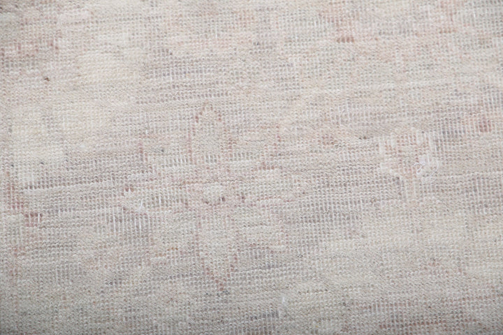 Hand Knotted Fine Serenity Wool Rug 2' 9" x 10' 2" - No. AT50331