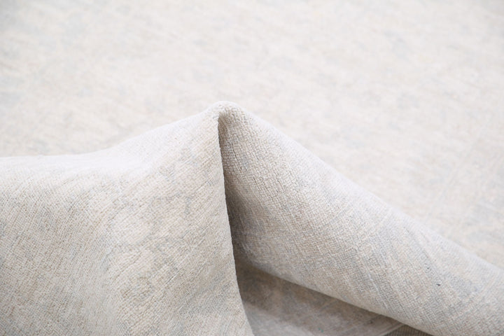 Hand Knotted Fine Serenity Wool Rug 2' 11" x 9' 11" - No. AT30067