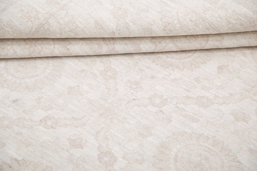 Hand Knotted Fine Serenity Wool Rug 6' 7" x 9' 4" - No. AT13836