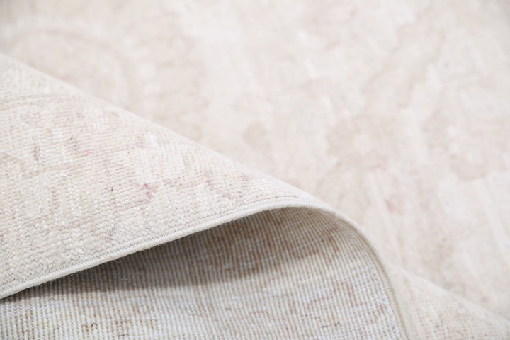 Hand Knotted Fine Serenity Wool Rug 6' 7" x 9' 4" - No. AT13836