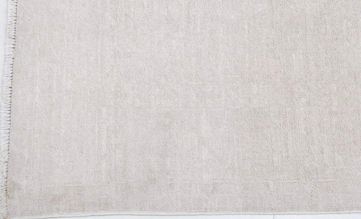 Hand Knotted Fine Serenity Wool Rug 3' 2" x 9' 10" - No. AT74448