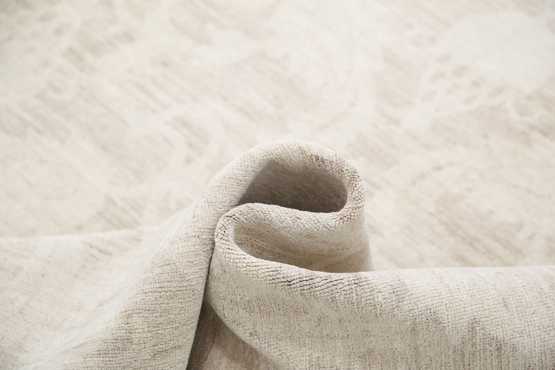 Hand Knotted Fine Serenity Wool Rug 9' 0" x 11' 8" - No. AT81546