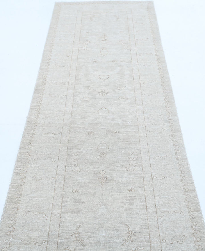 Hand Knotted Fine Serenity Wool Rug 2' 6" x 8' 10" - No. AT58606