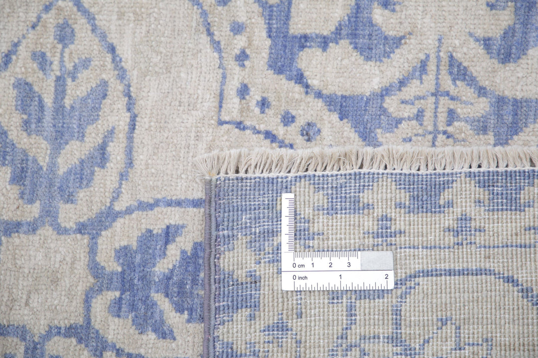 Hand Knotted Fine Serenity Wool Rug 2' 11" x 9' 10" - No. AT92228