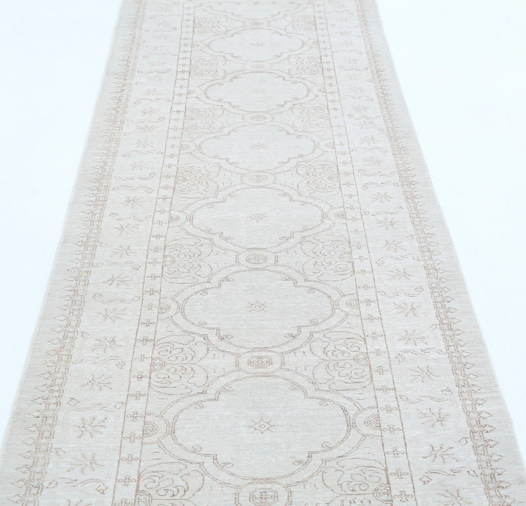 Hand Knotted Fine Serenity Wool Rug 2' 10" x 10' 10" - No. AT78203