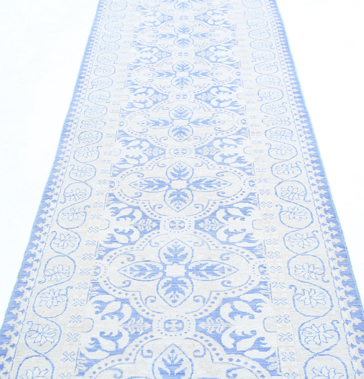 Hand Knotted Fine Serenity Wool Rug 2' 11" x 10' 10" - No. AT80668