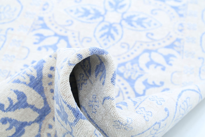 Hand Knotted Fine Serenity Wool Rug 2' 11" x 10' 10" - No. AT80668