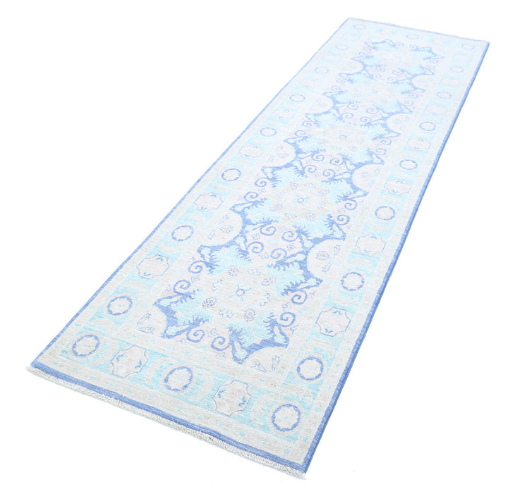 Hand Knotted Fine Serenity Wool Rug 2' 7" x 9' 6" - No. AT48282