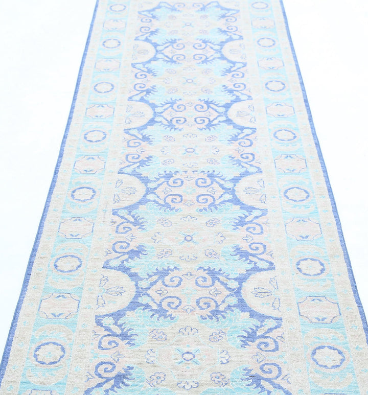 Hand Knotted Fine Serenity Wool Rug 2' 7" x 9' 6" - No. AT48282