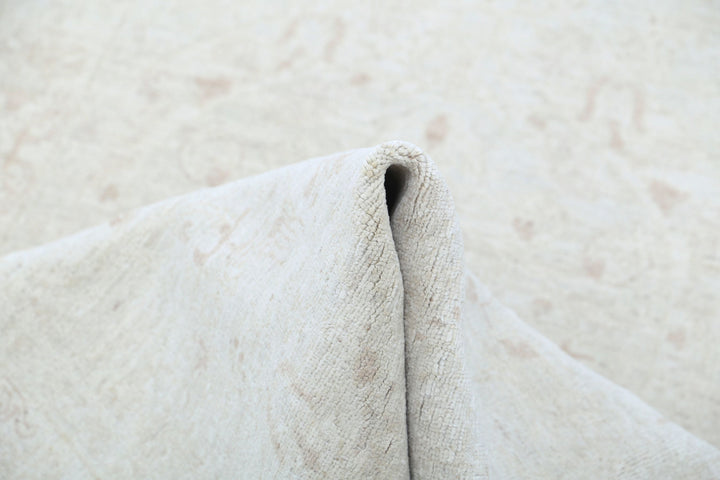 Hand Knotted Fine Serenity Wool Rug 3' 1" x 10' 1" - No. AT81916