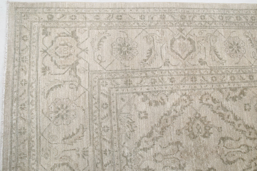 Hand Knotted Fine Serenity Wool Rug 9' 9" x 12' 10" - No. AT88067