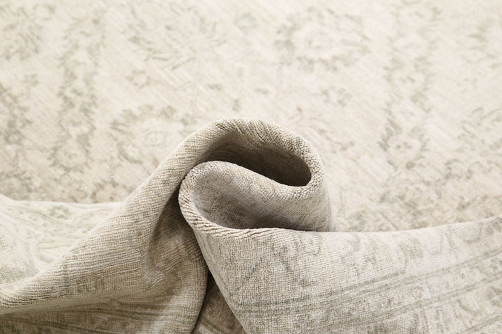 Hand Knotted Fine Serenity Wool Rug 9' 9" x 12' 10" - No. AT88067