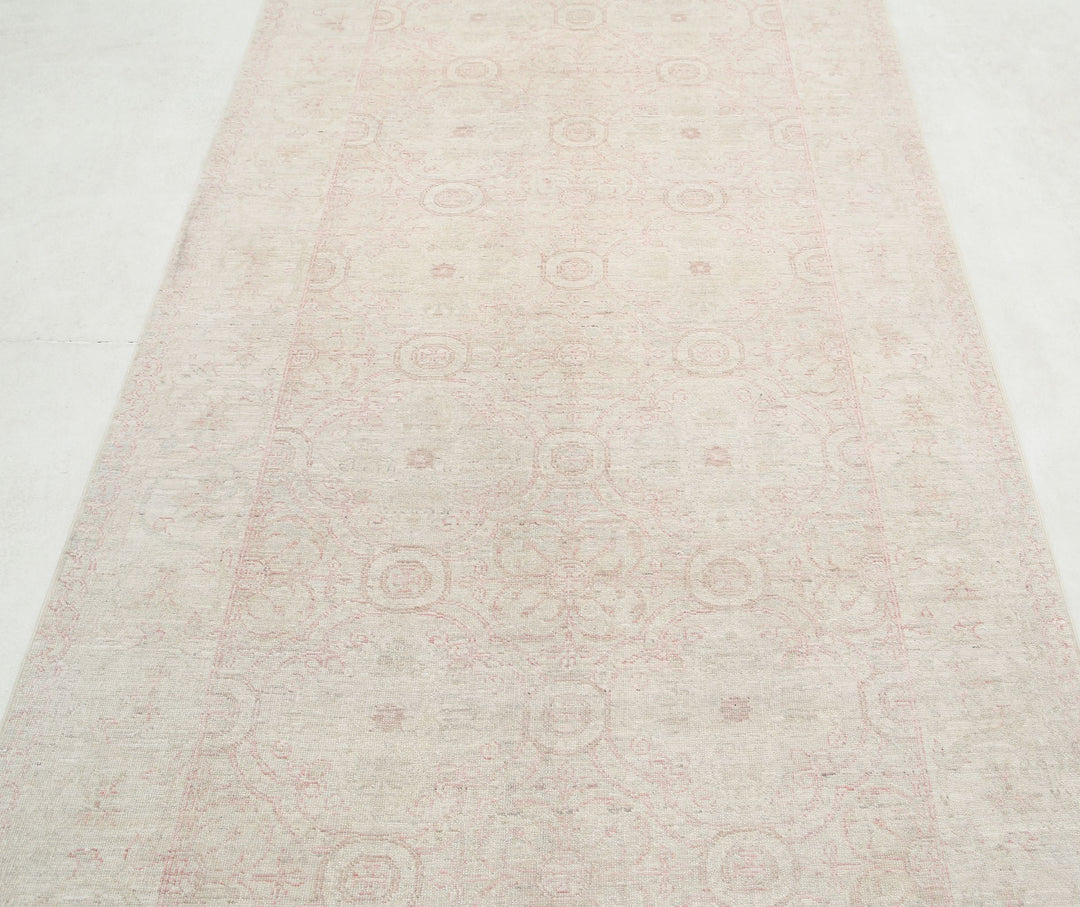 Hand Knotted Fine Serenity Wool Rug 3' 11" x 11' 0" - No. AT94111