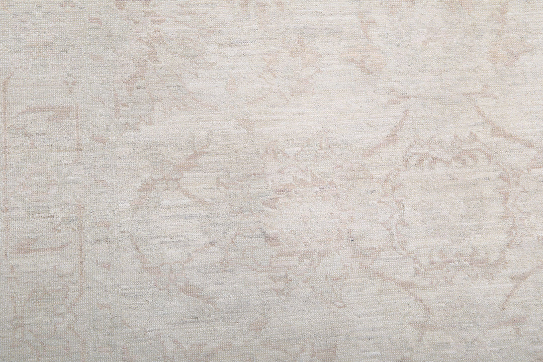 Hand Knotted Fine Serenity Wool Rug 3' 10" x 12' 6" - No. AT30130