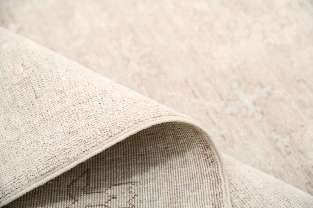 Hand Knotted Fine Serenity Wool Rug 4' 1" x 12' 4" - No. AT93778