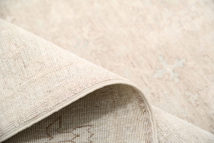 Hand Knotted Fine Serenity Wool Rug 4' 1" x 12' 4" - No. AT93778