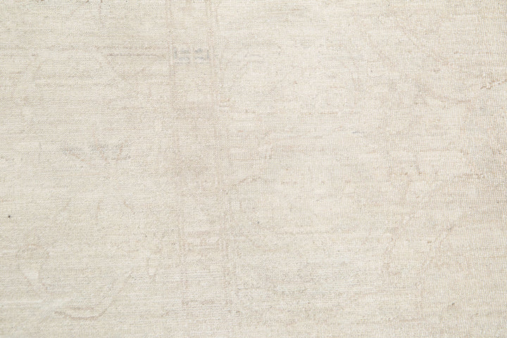 Hand Knotted Fine Serenity Wool Rug 5' 2" x 10' 6" - No. AT31967