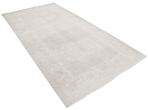 Hand Knotted Fine Serenity Wool Rug 5' 3" x 9' 9" - No. AT20840