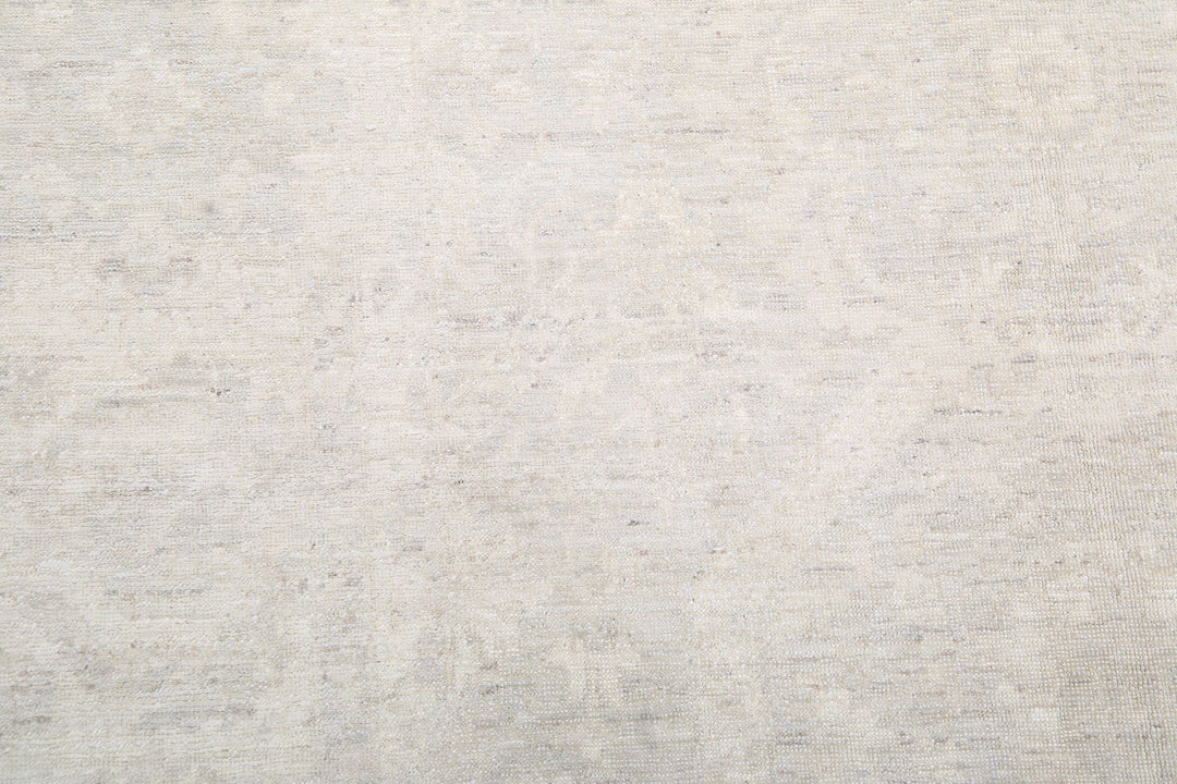 Hand Knotted Fine Serenity Wool Rug 4' 9" x 14' 8" - No. AT57923