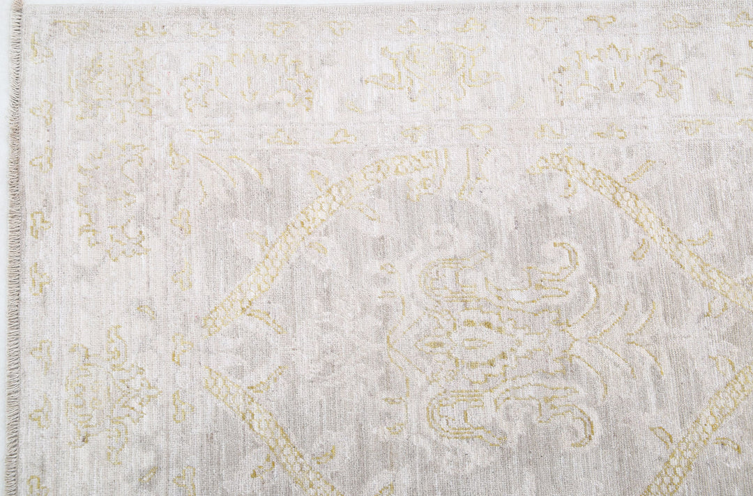 Hand Knotted Fine Serenity Wool Rug 6' 3" x 10' 9" - No. AT90847