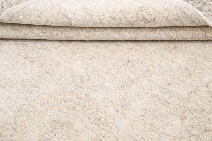 Hand Knotted Fine Serenity Wool Rug 6' 0" x 11' 6" - No. AT58491