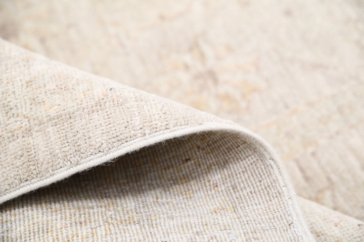 Hand Knotted Fine Serenity Wool Rug 6' 0" x 11' 6" - No. AT58491