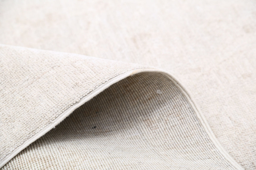 Hand Knotted Fine Serenity Wool Rug 6' 1" x 8' 3" - No. AT75984