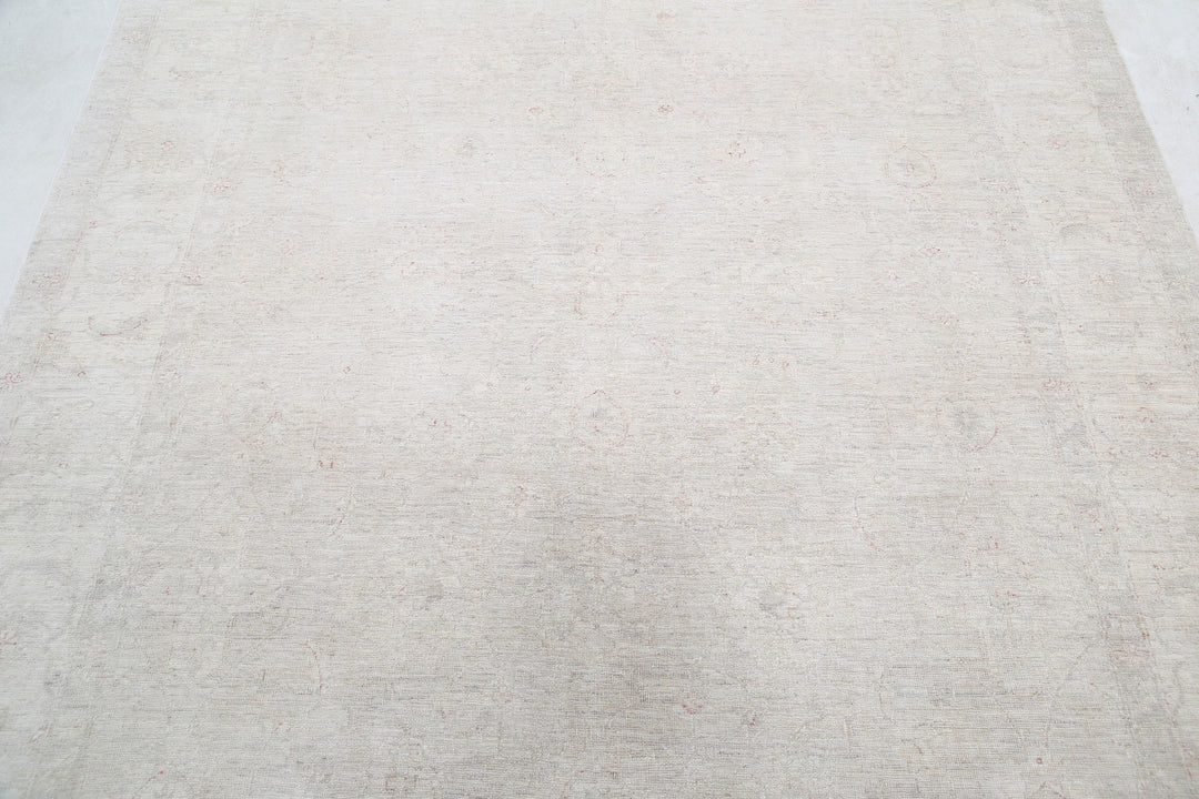 Hand Knotted Fine Serenity Wool Rug 5' 11" x 8' 4" - No. AT81044