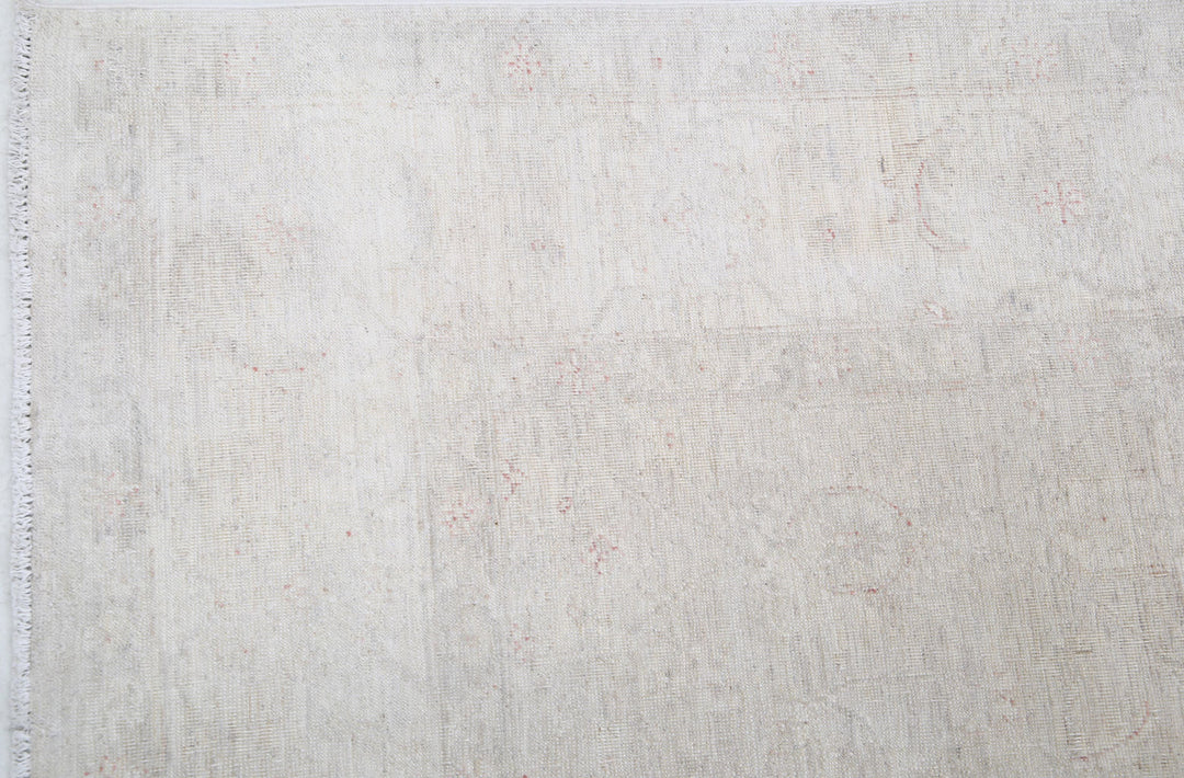 Hand Knotted Fine Serenity Wool Rug 5' 11" x 8' 4" - No. AT81044