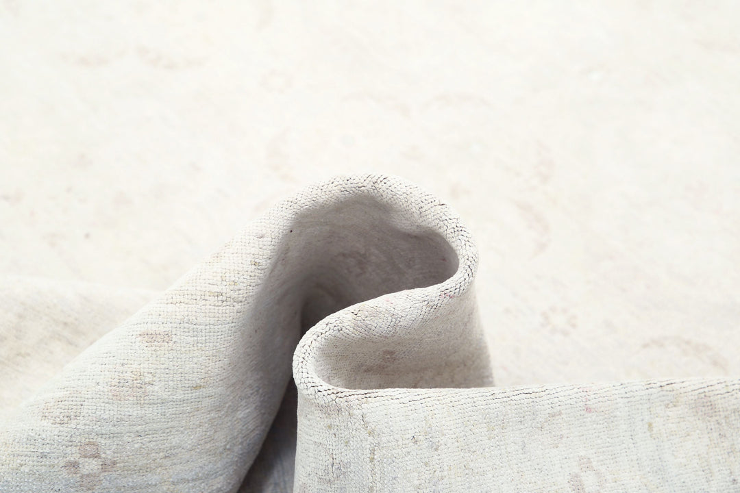 Hand Knotted Fine Serenity Wool Rug 6' 2" x 8' 3" - No. AT54949