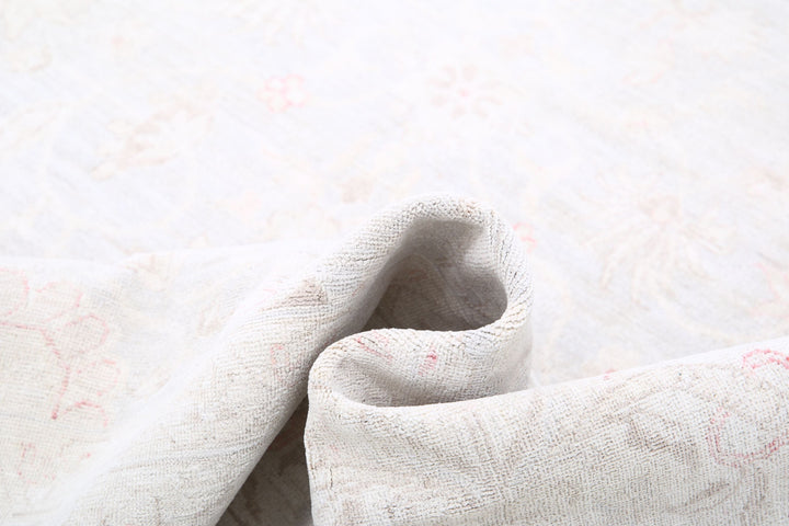 Hand Knotted Fine Serenity Wool Rug 6' 0" x 8' 7" - No. AT32500