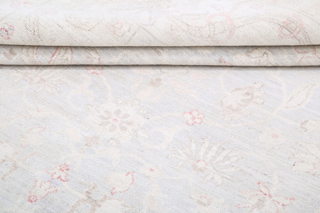 Hand Knotted Fine Serenity Wool Rug 6' 0" x 8' 7" - No. AT32500