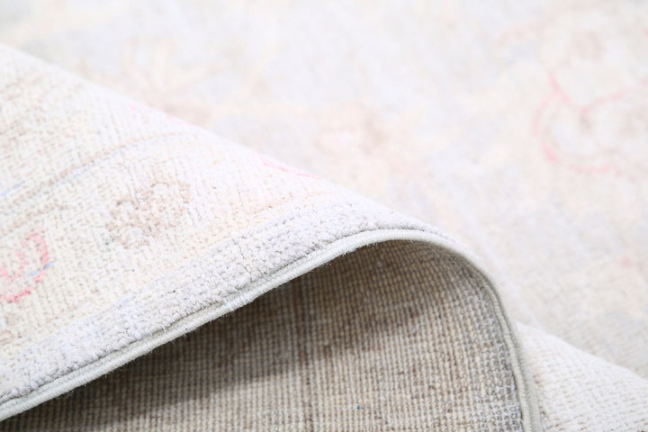 Hand Knotted Fine Serenity Wool Rug 6' 0" x 8' 7" - No. AT32500