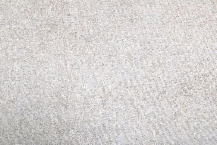 Hand Knotted Fine Serenity Wool Rug 5' 7" x 8' 9" - No. AT30585